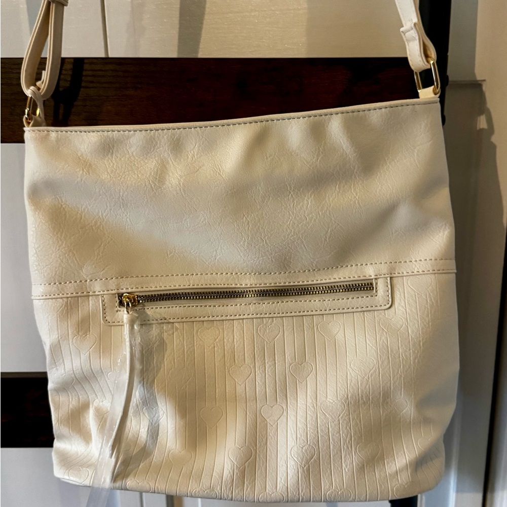 Chic Cream Shoulder Bag with Heart Details